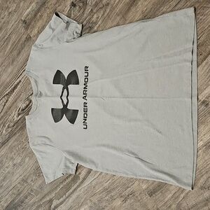 Womens Undwr Armour Shirt